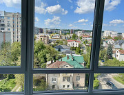 Власник. Продаж 2-кім. кв. в ближньому центрі Львов