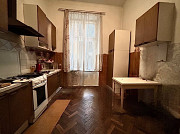 Продаж 3-кімнатної квартири в історичному центрі Львова вул. Академіка Богомольця Львов