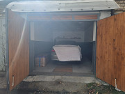 Продам гараж з ямою в кооперативі по вул. Єрошенка, 17! ВЛАСНИК! Львов