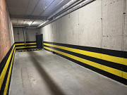Оренда паркомісця в підземному паркінгу на 2 автомобіля, є розетка для Електромобіля вул. Пасічна, 15 Львов