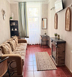 Здаю власну смарт-квартиру на 3 - 6 місяців Центр Львова (Університети) Львів