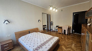Продаж красивої 3-кім.кв-ри в самому центрі Львова. Є гараж Львів